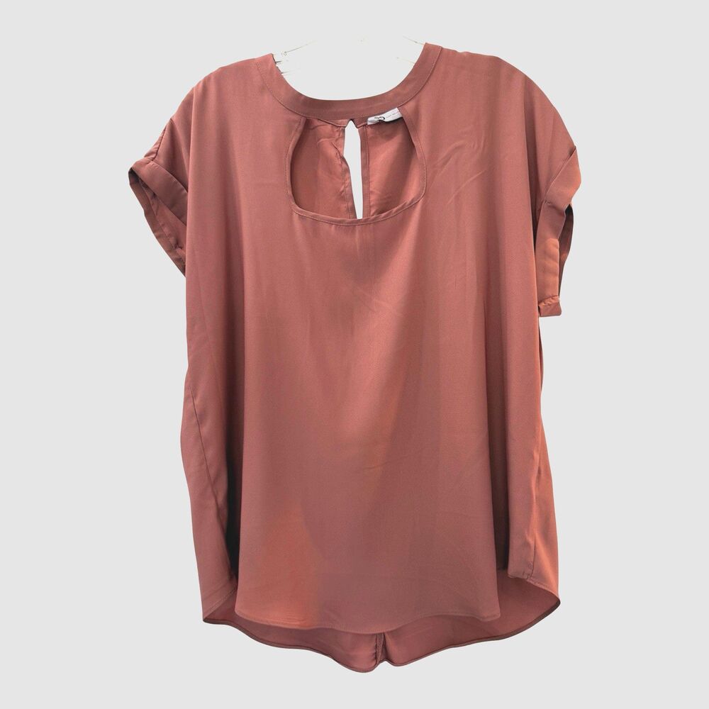 SO Cut Out Keyhole Button Back Cuffed Sleeve Blouse Top Size XL Mauve NWOT